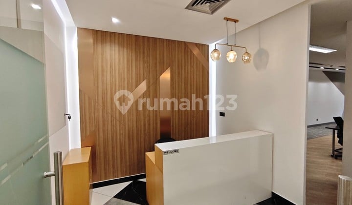Disewakan Ruang Kantor / Office Space Fully Furnished 195M2 di Petojo Dekat Thamrin, Jakart Pusat