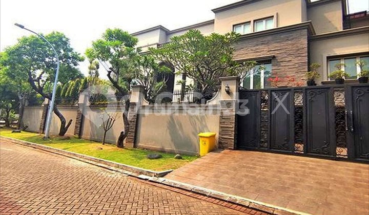 Rumah Trimaran Indah Pik, Penjaringan, Jakarta Utara