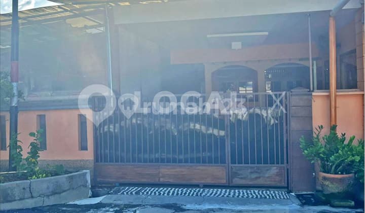 Rumah Janur Kuning Kelapa Gading, Jakarta Utara