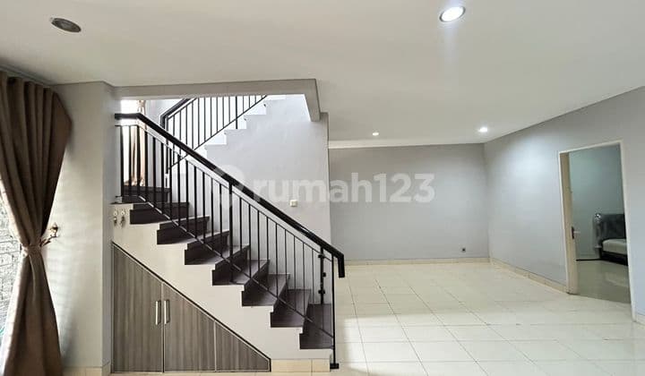 Neat and Ready-to-Occupy House in Raffles Hills