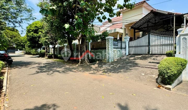 Rumah Dalam Komplek Dekat Kuningan di Duren Tiga Jaksel