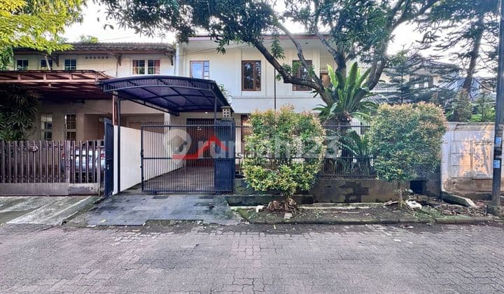 Rumah Bagus Harga Menarik Dalam Komplek Dekat Mrt Lebak Bulus