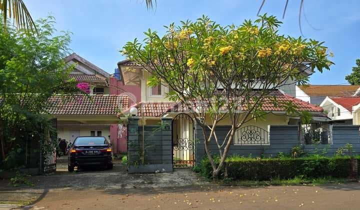 Rumah Posisi Hoek di Komplek Walet Bintaro Sektor 2
