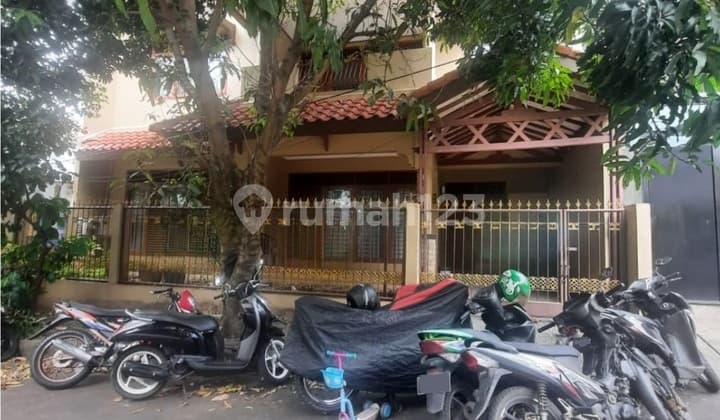 Rumah 2 Lantai di Komplek Maleo Bintaro Sektor 9