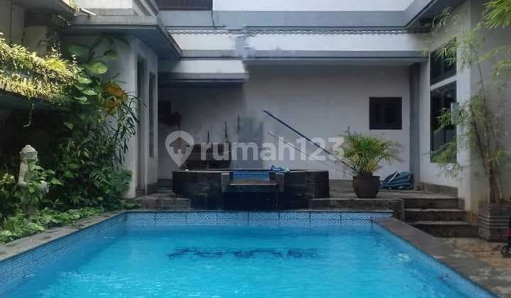 For Sale Taman Giri Loka BSD City House with Swimming Pool