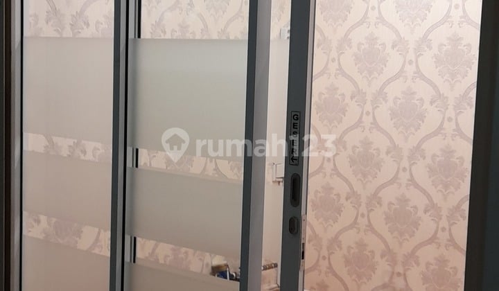 Disewakan Cepat Kios Madison Park, Ac Central