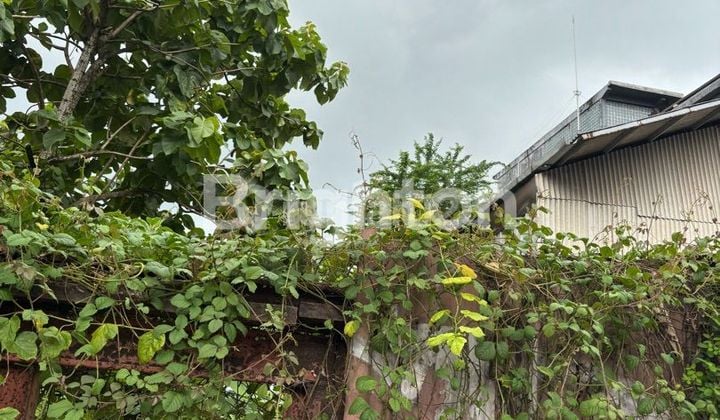Land 3 areas with sea and toll road views in Nusa Dua