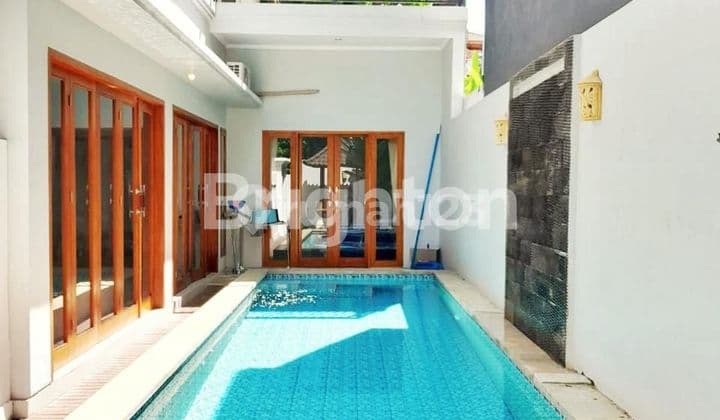 VILLA MEWAH NUSA DUA 3 KAMAR TIDUR DENGAN KOLAM RENANG DI GEDONG SARI, NUSA DUA – DEKAT TOL, RS, DAN DESTINASI WISATA BALI