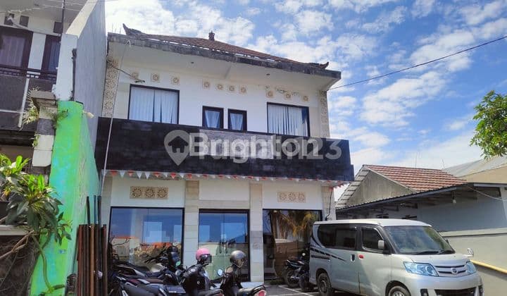 Ruko luas di pulau moyo