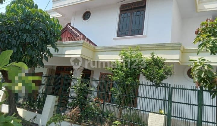 Beautiful 2-Storey House in Sumber, Banjarsari, Solo