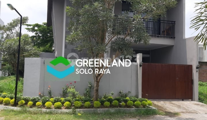 TWO-STORY FURNISHED NEW HOUSE IN SOLO BARU