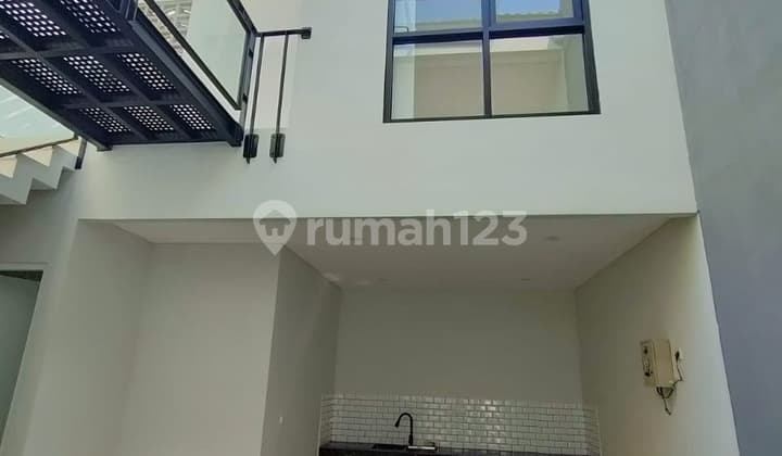 Rumah Baru Cantik di Taman Holis Indah, Ready 3 Unit
