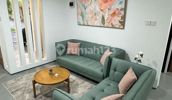 Rumah Kbp Semi Furnished 1,5 Lantai Mezanine, Carport 2 Mobil