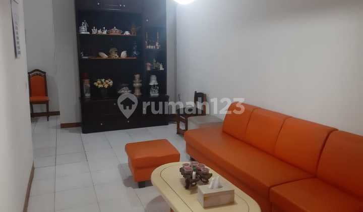 Rumah 2 Lantai Full Renovasi Kayu Agung Turangga, Dekat Buah Batu