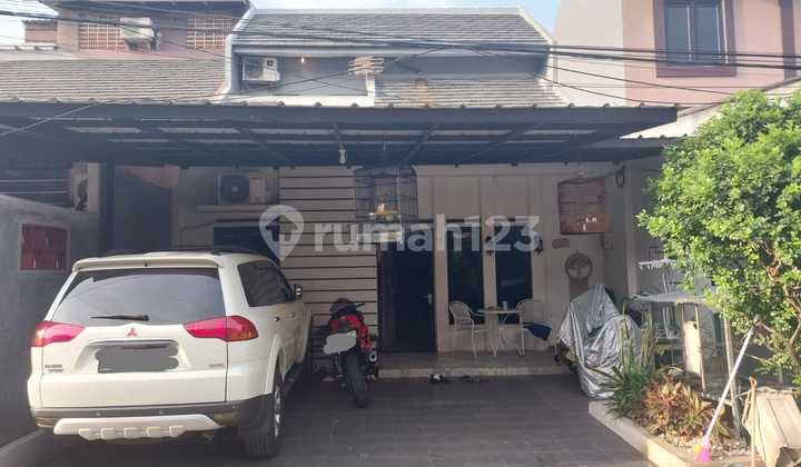 Rumah 2 Lantai Bebas Banjir di Pondokgede Free Kitchen Set