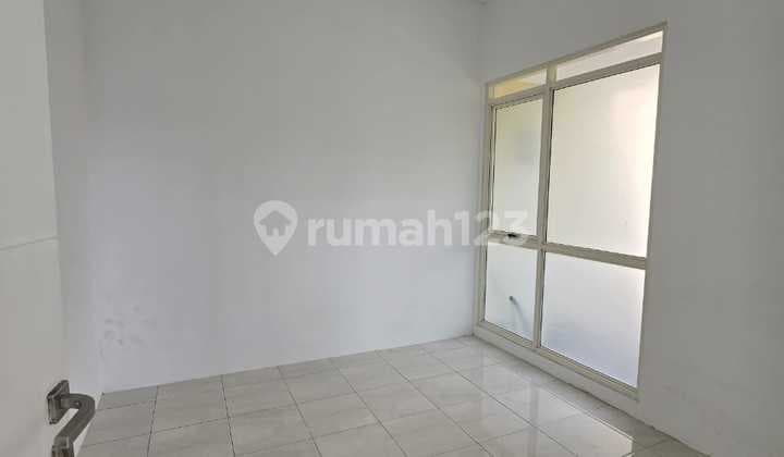 Rumah Hoek Nyaman, Lingkungan Bagus di Tatar Naganingrum Kbp