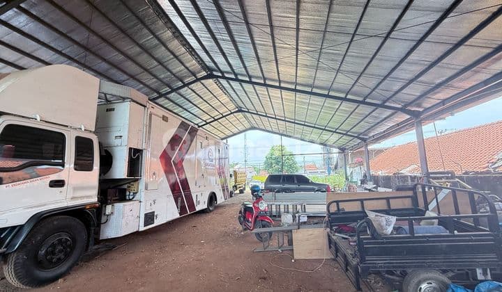 Tanah Plus Bangunan Murah Lokasi Pinggir Jalan Karawang Timur