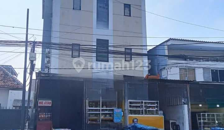 Affordable 3-Story Boarding House in Front of Koja Hospital, Quick Release