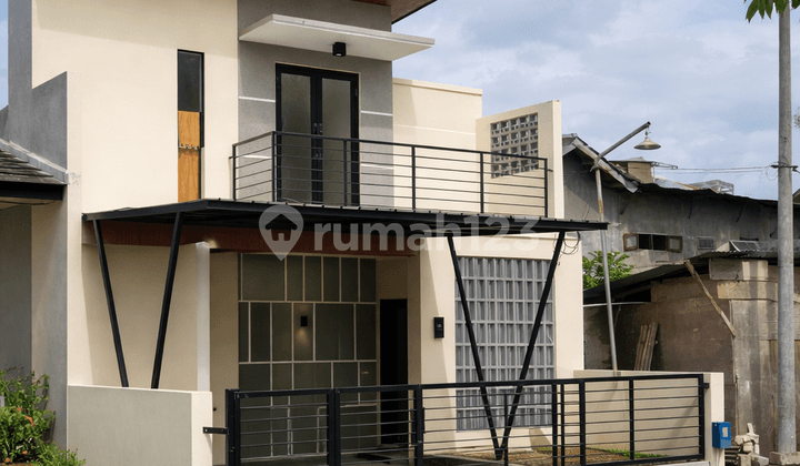 Hunian 2 Lantai Eksklusif Dekat Dieng & Kampus Unibraw - Lokasi Premium Malang