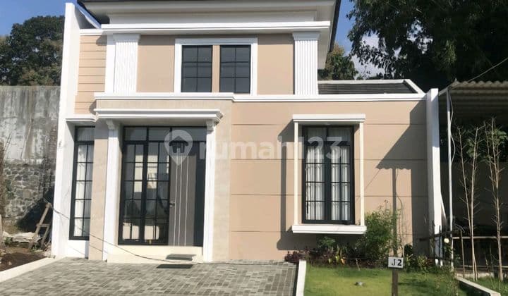 Villa Eksklusif Di Batu, Free Biaya-biaya, Shm & Pbg Ready. Unit Terbatas!