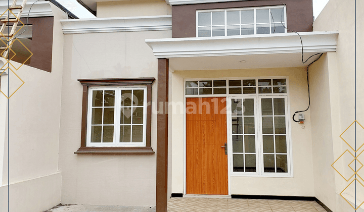 Rumah Modern Classic Kota Malang View Pegunungan & City Light