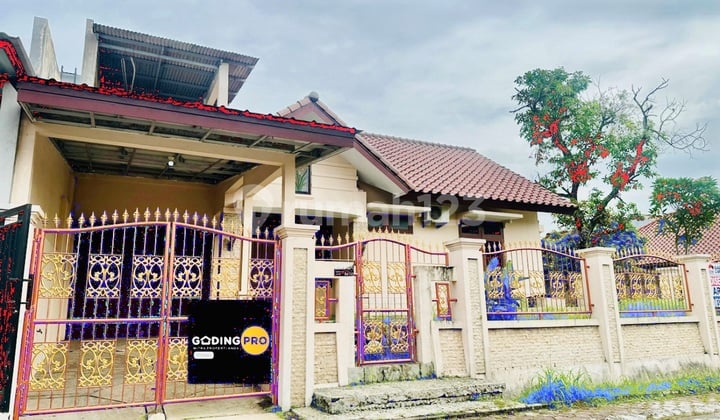 Rumah Luas 300 Meter Siap Huni Di Raffles Hills Cibubur Jakarta Timur