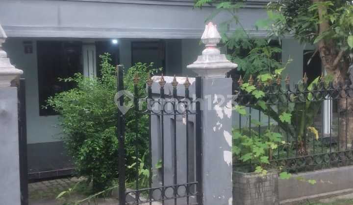Rumah Disewakan di Trihanggo Gamping Hunian Semi Furnished Tengah Kota Dekat Mirota