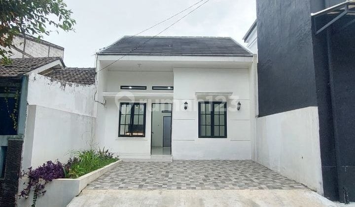 Ready-to-live Classic House with 1 Million Rupiah Monthly Installment Subsidy for 1 Year, All Fees Free.