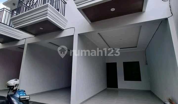 Rumah 2 Lantai Minimalis Cash Only di Ciracas Jakarta Timur Dekat LRT Ciracas