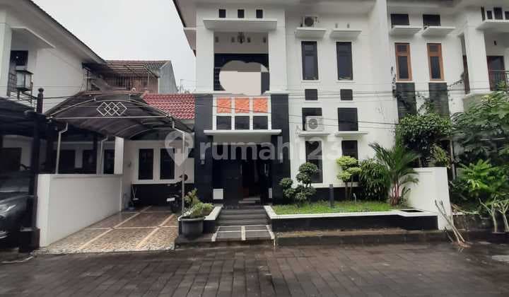 Rumah Furnis Dekat Mall Jcm Kampus Ugm dan Rs Sarjito