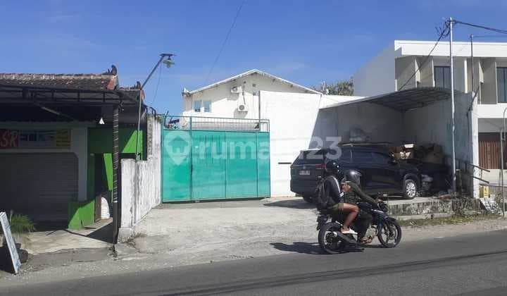 Gudang Akses Kontainer Area Kalasan Dekat Bandara Adisucipto