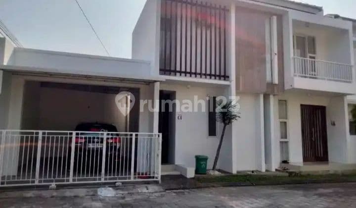 Rumah Furnis Dekat Pakuwon Mall Dan Kampus Ugm Upn Yogyakarta