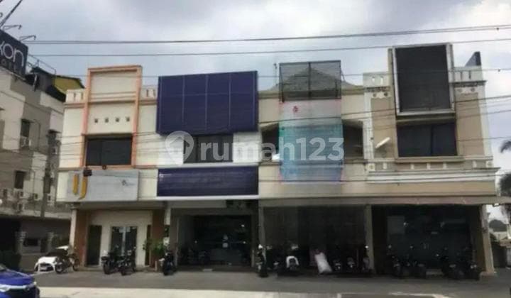 Strategic Shop House in the City Center Near Malioboro and Yogyakarta Monument
