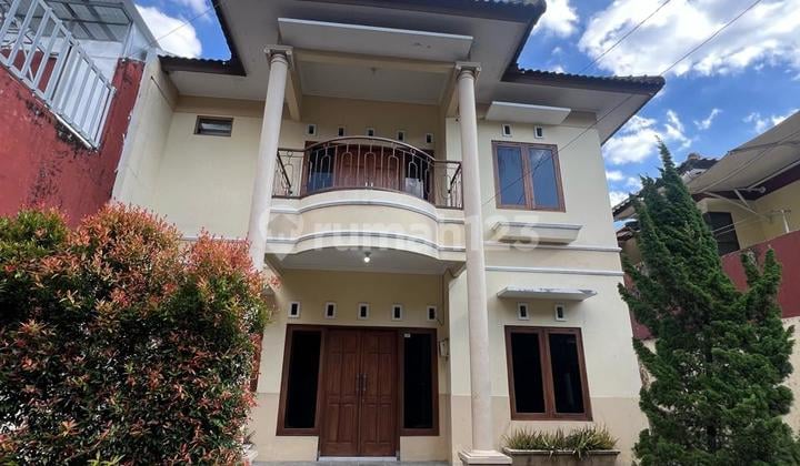Rumah Bagus Dekat Kampus Ugm Uny Upn Dan Pakuwon Mall Yogyakarta