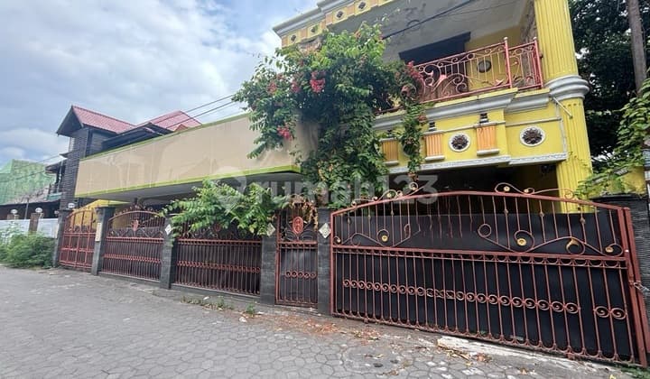 Rumah Besar Cocok Untuk Kantor Dekat Kampus Upn Dan Ykpn Jogja