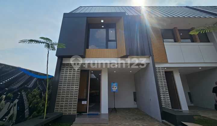 Cinere Limo rumah minimalis dengan swimpool sportclub dp0 free biaya