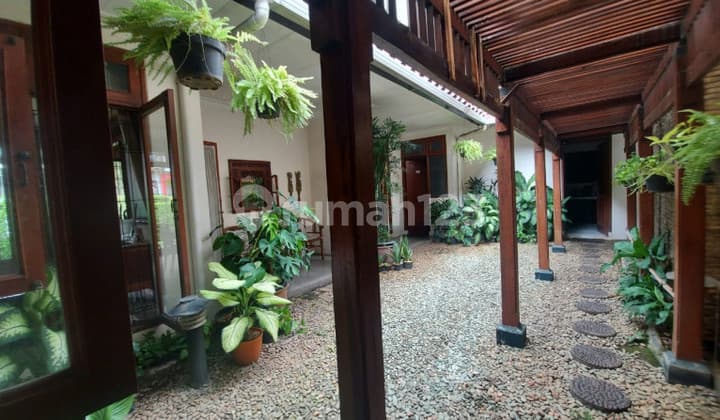 Pondok Kelapa Spacious 994 Resort-Style Home With Full Large Windows