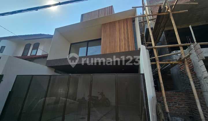 Cinere Rumah Brand New 3 Lantai Depan Cineremall