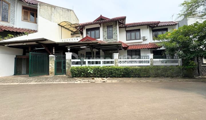 Cinere puri cinere luas 225 dalam komplek elit dekat cinmal