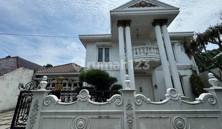 Pondok Labu Pangkalan Jati Rawa Kopi Rumah Mewah Private Dengan Swimpool Fullfurnished