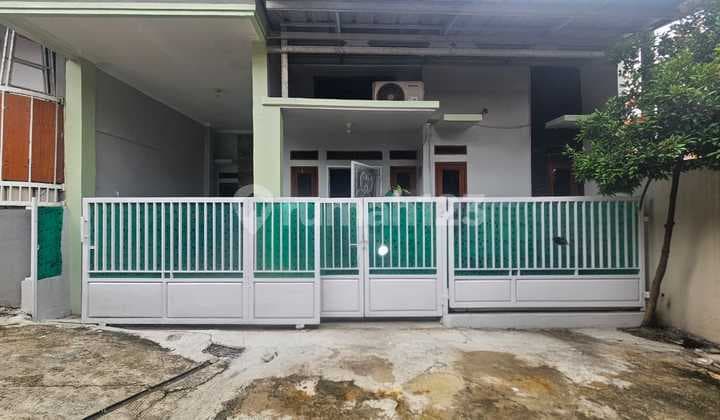 Cipayung taman induk pondok terong rumah dalam cluster