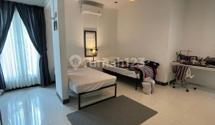 Dekat ke Jakarta! Rumah Modern Siap Huni di Bintaro Sektor 2