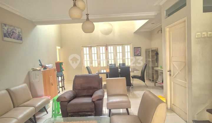 Harga Nego! Rumah Siap Huni dan Luas di Bintaro Sektor 9