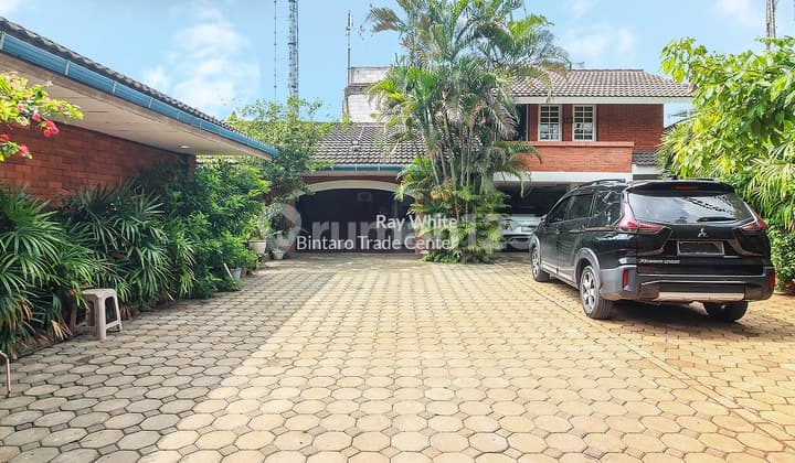 For Sale! Rumah Asri Siap Huni dengan Halaman Luas di Rempoa