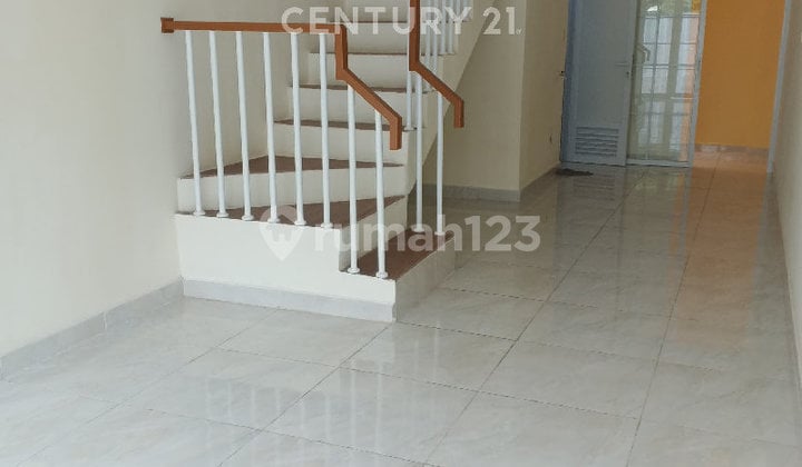 Di Jual Rumah Baru / Ruko 3 Lantai Murah Srengseng Jakarta Barat