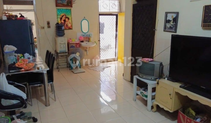 Rumah Rungkut Asri Surabaya Timur 10x18 SHM 3 Menit dari MERR Flash Sale Murah