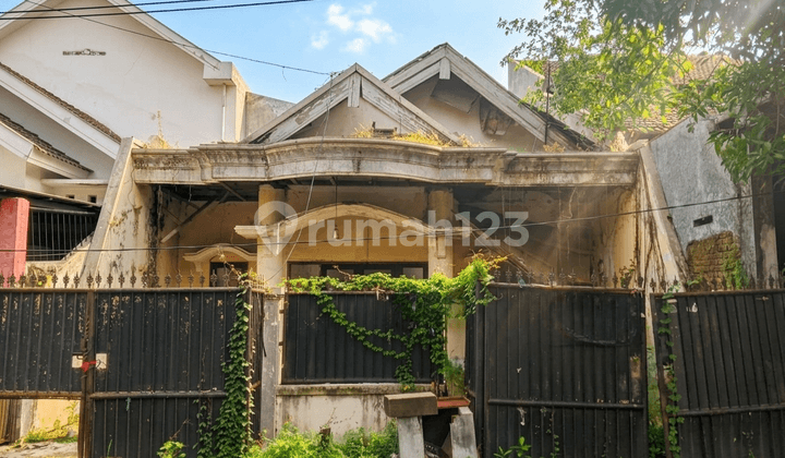 Rumah Baruk Barat - Surabaya Timur Cocok Renovasi Total