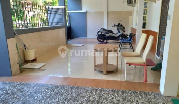 Ada Ruang Kerja Rumah Besar Siap Huni Wonorejo Permai Selatan