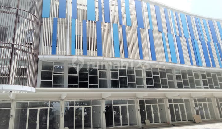 Hadap Jalan Raya Disewakan Ruko Section One Rungkut Industri Surabaya Lantai 3 4