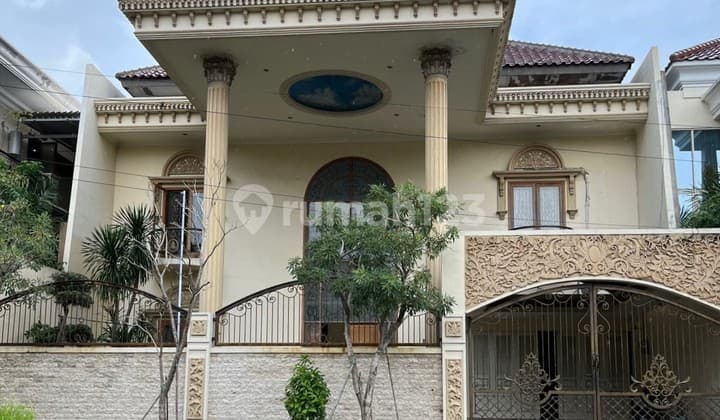 Drop Price 750jt - Rumah Crazy Rich Margorejo Indah Surabaya Model Classic Mediteranian Semi Furnished Drop 700jt